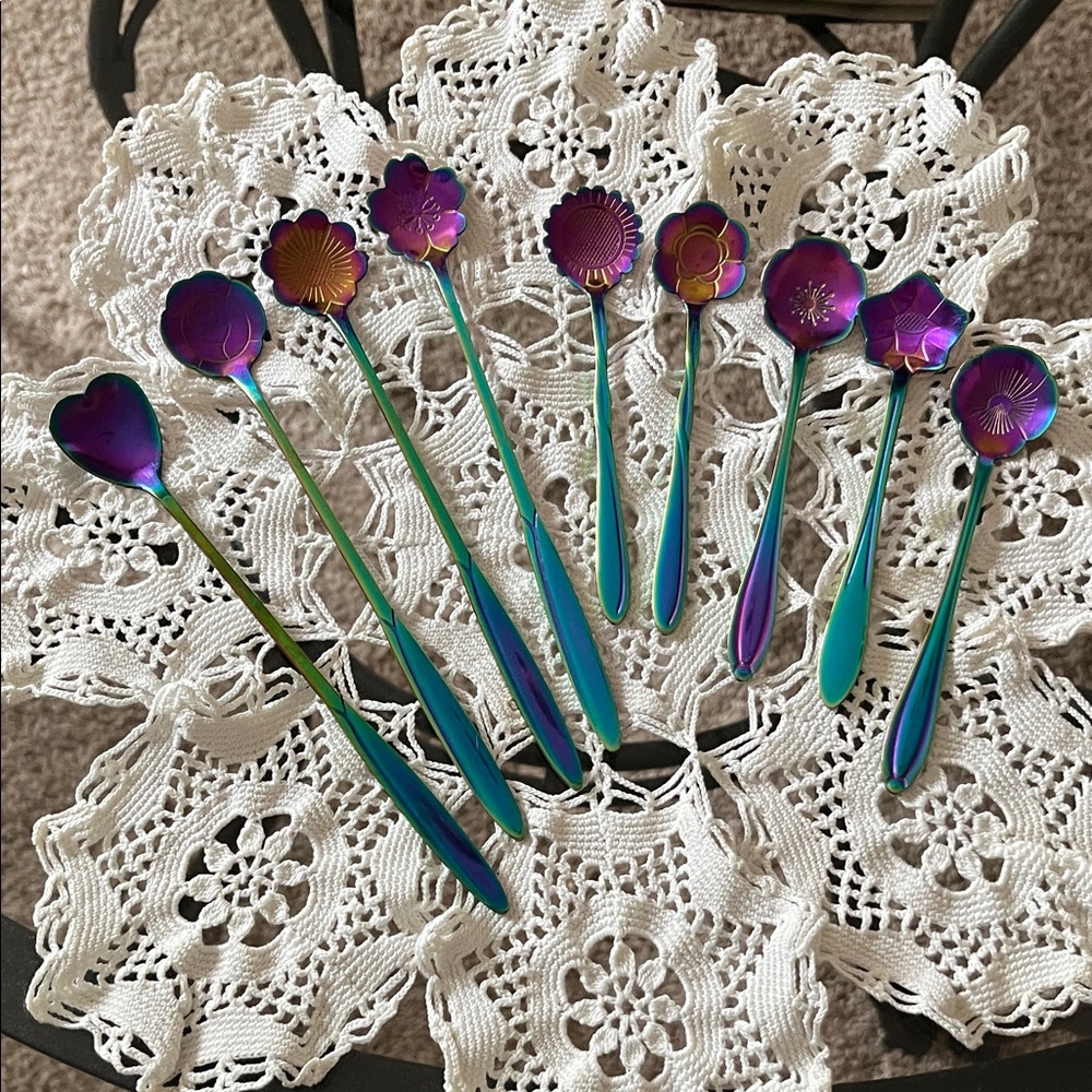 Iridescent Floral and Heart Teaspoon Set